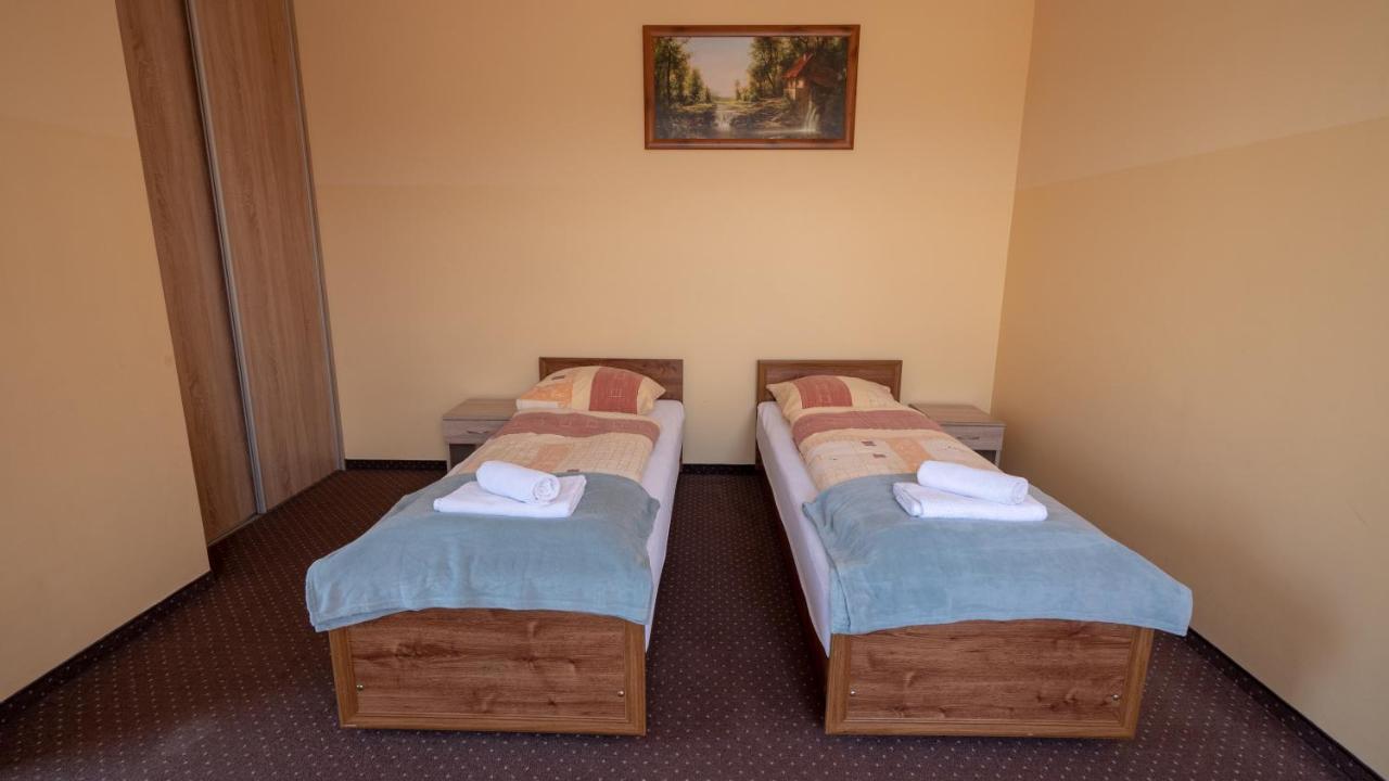 Hôtel Osrodek Rekreacyjno - Wypoczynkowy Beskidek à Gilowice  Extérieur photo