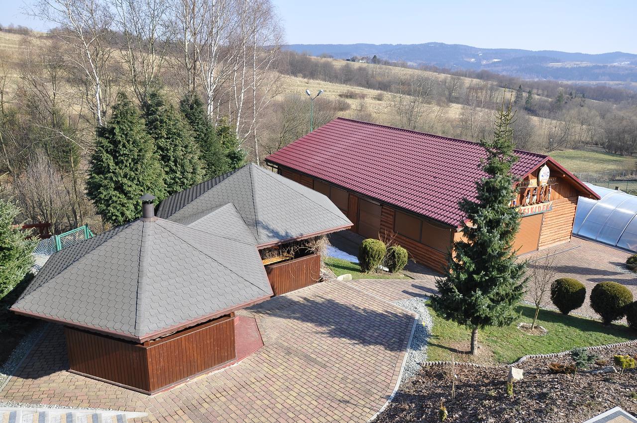 Hôtel Osrodek Rekreacyjno - Wypoczynkowy Beskidek à Gilowice  Extérieur photo